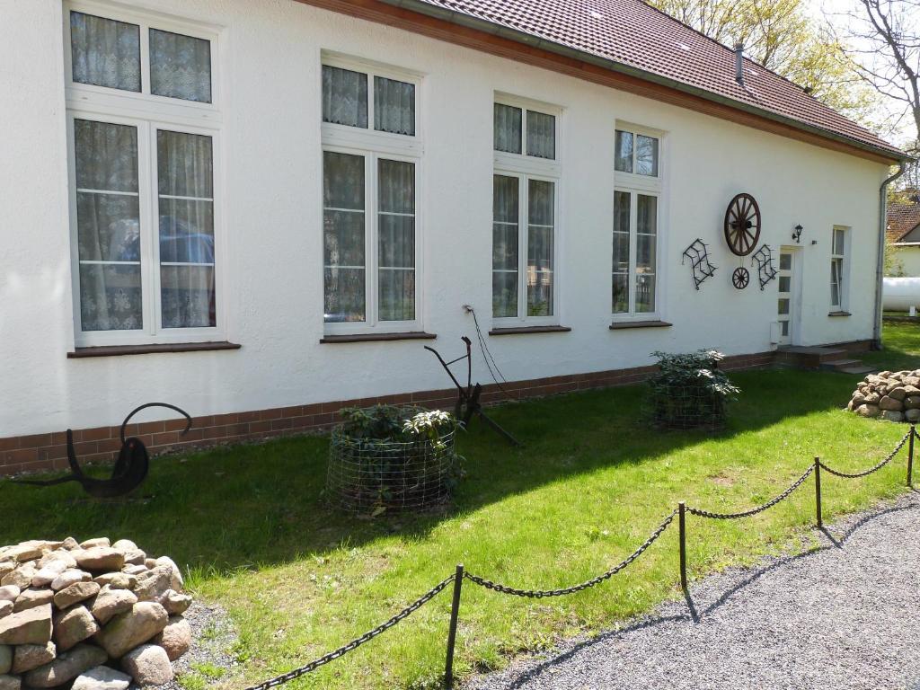 Landhaus Dargelin Hotel Behrenhoff Buitenkant foto